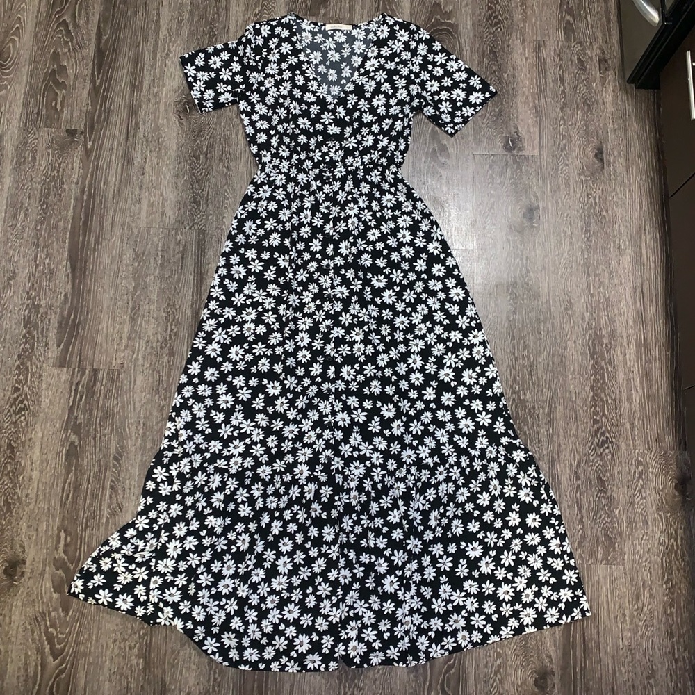 Tall Black Daisy Maxi Dress size L
